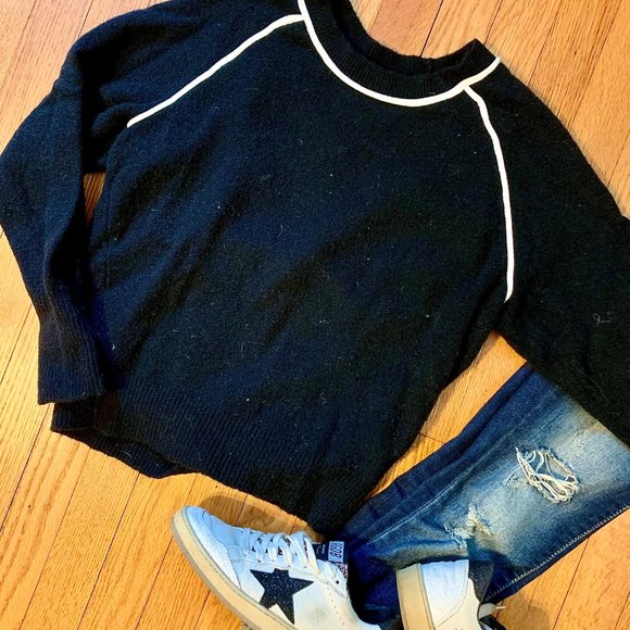 J. Crew • Tipped raglan-sleeve sweater Supersoft - Picture 1 of 3